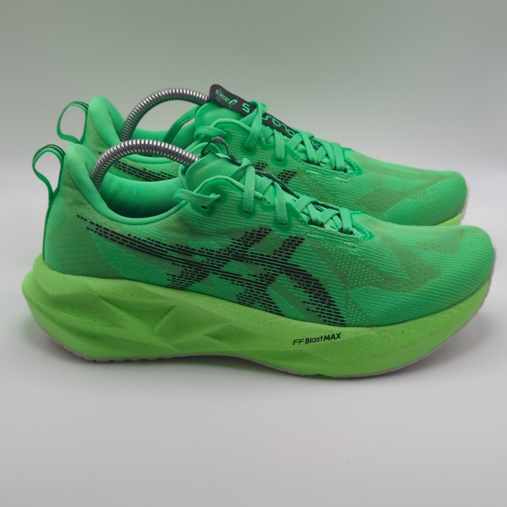 ASICS Novablast 5 Running Shoes Mens Size 9 Ekiden Green Black Road Training